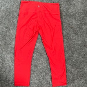 Lululemon capri bright red/orange leggings
